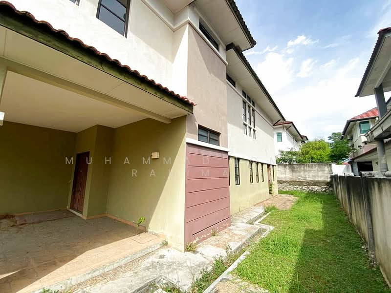 Bungalow for Sale in Taman Astana Indah (Bangi) - Muhammad Iqmal Rahiman - Exterior - PropertyGuru.com.my