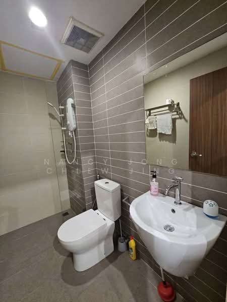 Pangsapuri untuk Disewa di Kozi Square - NANCY JONG CHIEW JING - Bathroom - PropertyGuru.com.my