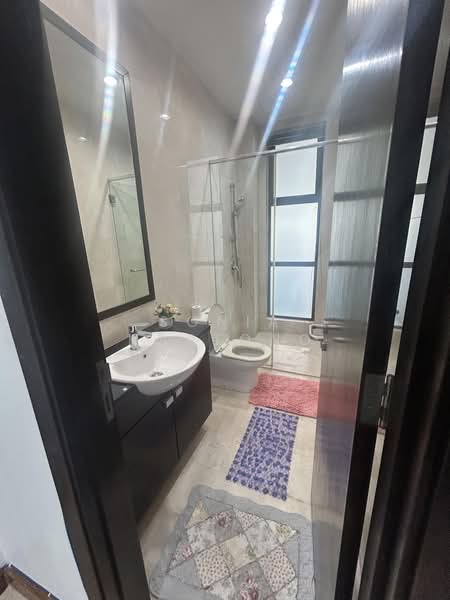 Rumah Banglo untuk Disewa di Mont Kiara (Kuala Lumpur) - Sonia Hartono - Bathroom - PropertyGuru.com.my