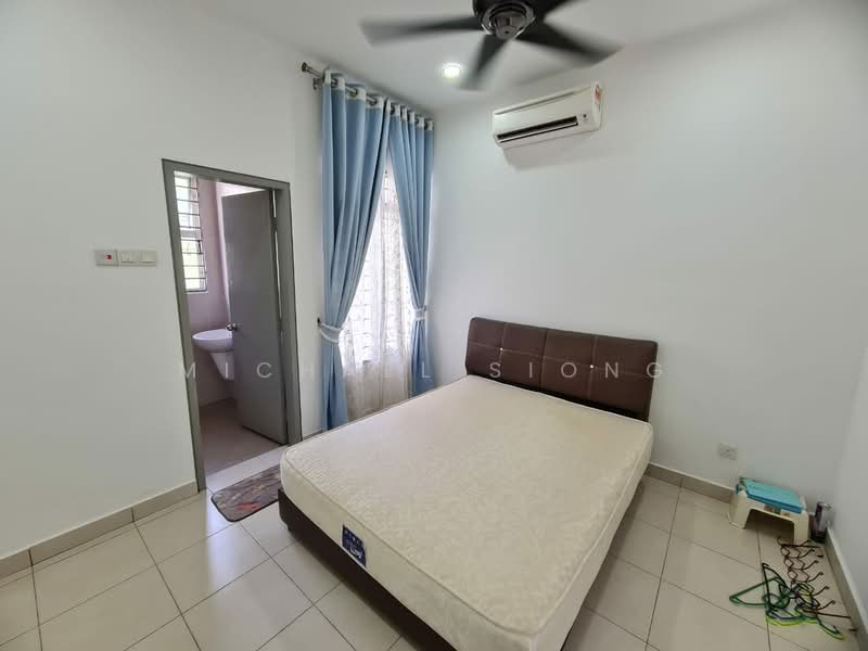 2-storey Terraced House for Rent in Rawang (Selangor) - Michael Siong - Bedroom - PropertyGuru.com.my