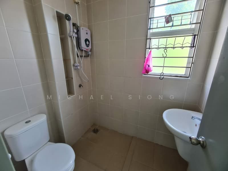 2-storey Terraced House for Rent in Rawang (Selangor) - Michael Siong - Bathroom - PropertyGuru.com.my