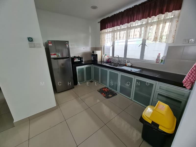 2-storey Terraced House for Rent in Rawang (Selangor) - Michael Siong - Kitchen - PropertyGuru.com.my