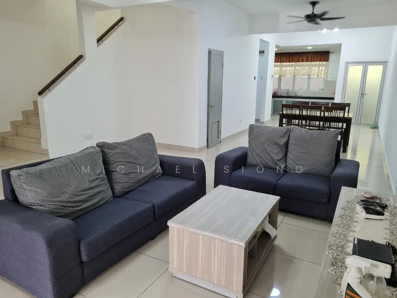 2-storey Terraced House for Rent in Rawang (Selangor) - Michael Siong - Living Room - PropertyGuru.com.my
