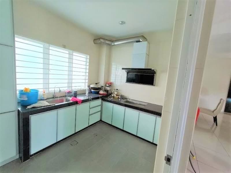 Rumah Banglo untuk Dijual di Taman Sri Andalas (Klang) - Tabris Wong - Kitchen - PropertyGuru.com.my