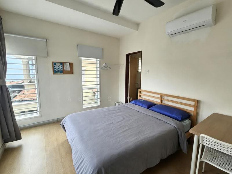 Bungalow House for Sale in Taman Sri Andalas (Klang) - Tabris Wong - Bedroom - PropertyGuru.com.my