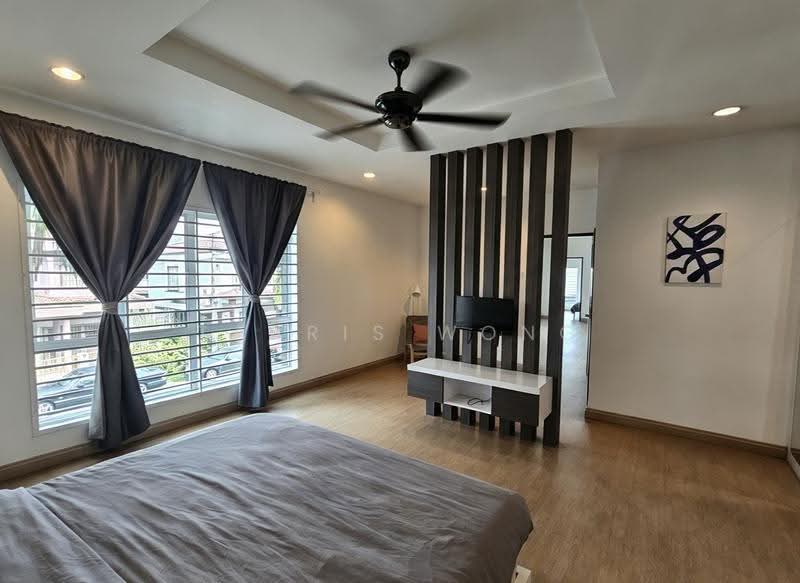 Bungalow House for Sale in Taman Sri Andalas (Klang) - Tabris Wong - Bedroom - PropertyGuru.com.my