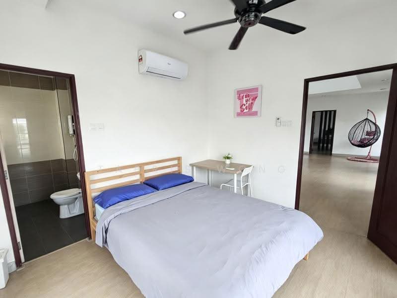Bungalow House for Sale in Taman Sri Andalas (Klang) - Tabris Wong - Bedroom - PropertyGuru.com.my