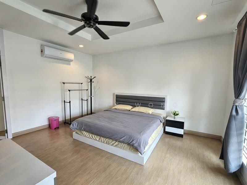 Bungalow House for Sale in Taman Sri Andalas (Klang) - Tabris Wong - Bedroom - PropertyGuru.com.my