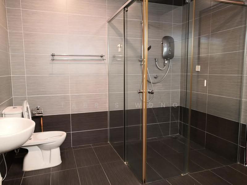 Bungalow House for Sale in Taman Sri Andalas (Klang) - Tabris Wong - Bathroom - PropertyGuru.com.my