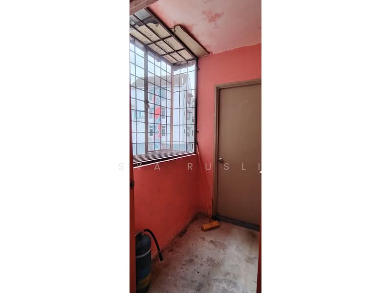 Apartment for Rent at Teratai Apartment - Sya Rusli - Balcony - PropertyGuru.com.my