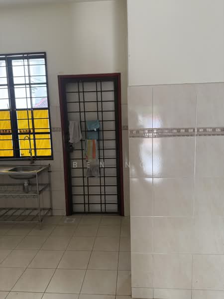 Rumah Teres untuk Disewa di Bandar Puteri Puchong (Puchong) - BEN NG - Kitchen - PropertyGuru.com.my