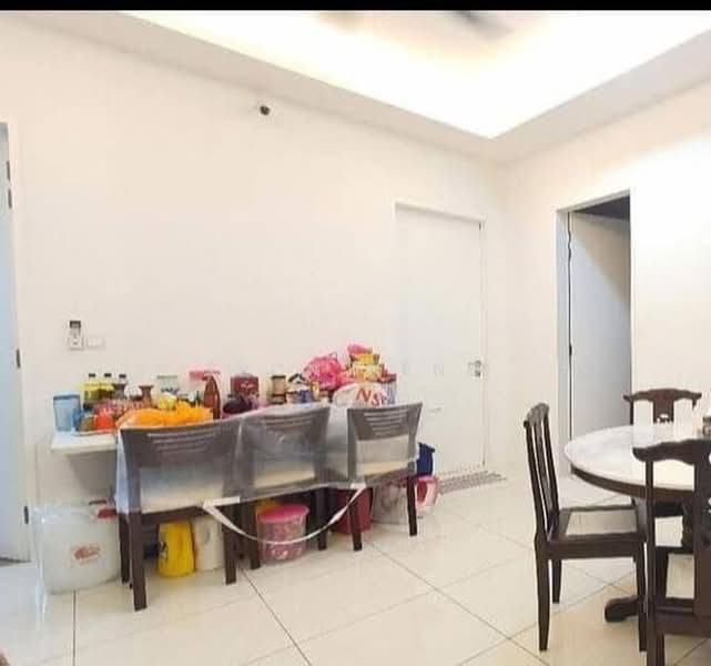 Condominium for Sale at Sky Condominium (Skyz Residence) - Evon Heng - Dining Room - PropertyGuru.com.my