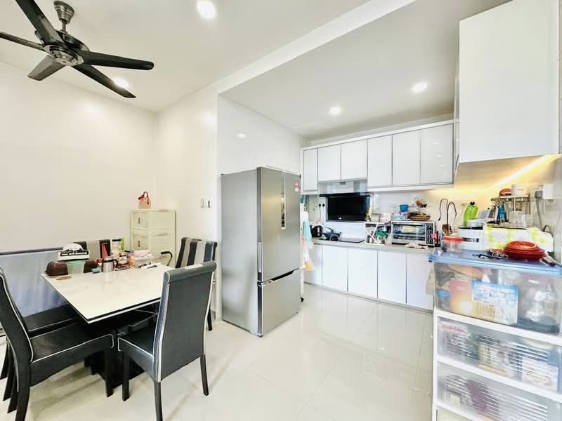 Condominium for Sale at Boulevard Condominium (BLVD) - KV LOO - Kitchen - PropertyGuru.com.my