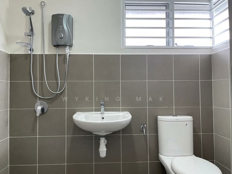 Rumah Teres 2 Tingkat untuk Disewa di Bandar Puncak Alam (Puncak Alam) - Wyking Mak - Bathroom - PropertyGuru.com.my