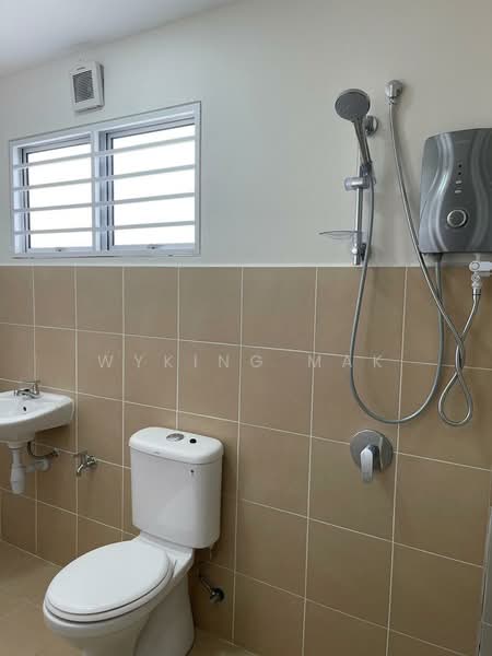 Rumah Teres 2 Tingkat untuk Disewa di Bandar Puncak Alam (Puncak Alam) - Wyking Mak - Bathroom - PropertyGuru.com.my
