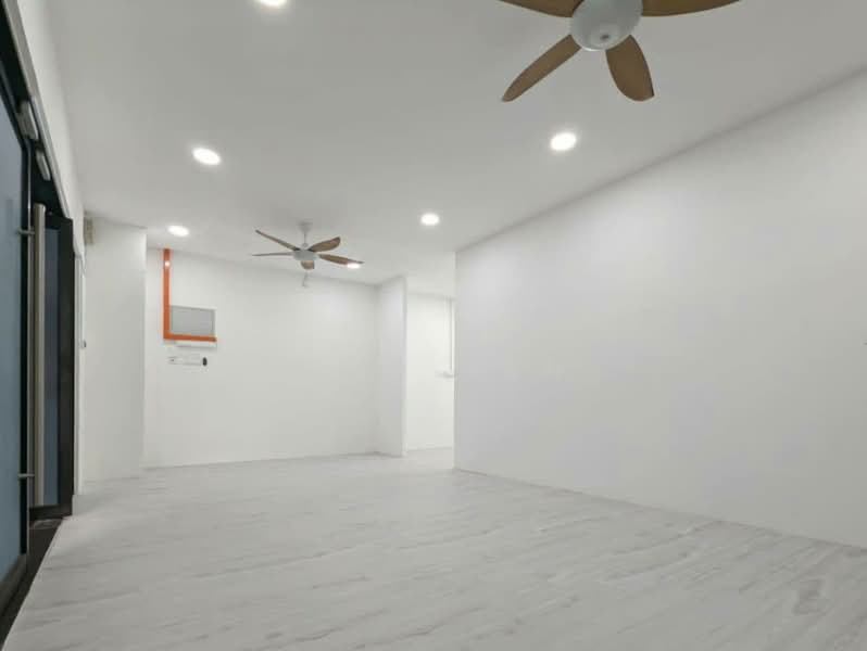 Kedai / Pejabat untuk Dijual di Taman Ekoflora (Johor Bahru) - Iden Tan - Interior - PropertyGuru.com.my