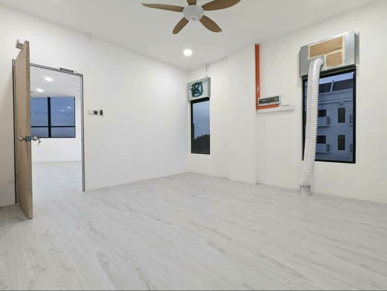 Kedai / Pejabat untuk Dijual di Taman Ekoflora (Johor Bahru) - Iden Tan - Interior - PropertyGuru.com.my