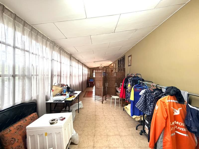 Rumah Banglo untuk Dijual di Bandar Rinching (Semenyih) - Azli Ibrahim - Corridor - PropertyGuru.com.my