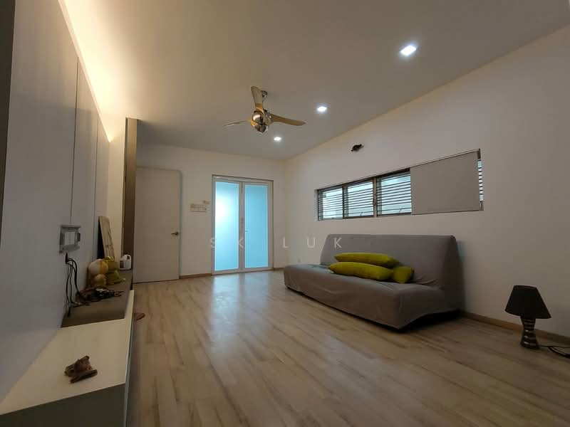 2.5-storey Terraced House for Sale in Taman Sri Hijau (Rawang) - SK Luk - Living Room - PropertyGuru.com.my