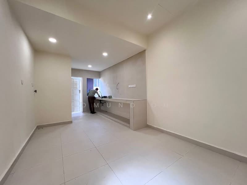 Terraced House for Sale in Taman Sri Amar (Johor Bahru) - Edmund Oh - Kitchen - PropertyGuru.com.my