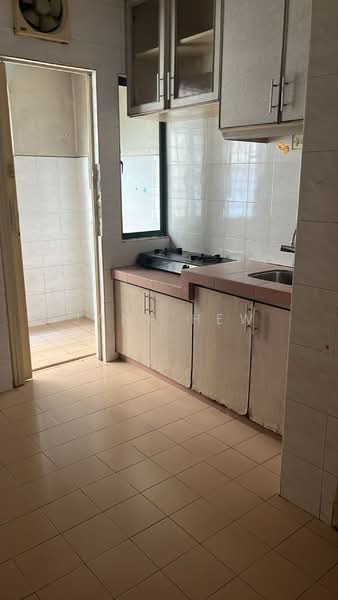 Condominium for Rent at Idaman Putera - Jane Hew - Kitchen - PropertyGuru.com.my
