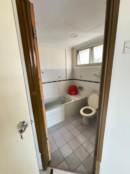 Kondominium untuk Disewa di Bam Villa - JONE HOONG TAW - Bathroom - PropertyGuru.com.my