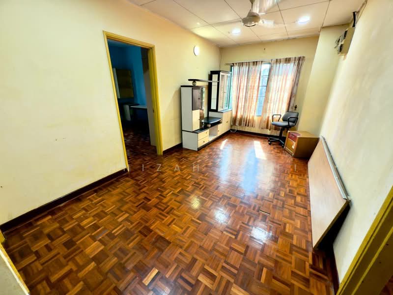 Rumah Teres 2 Tingkat untuk Dijual di Petaling Jaya (Selangor) - Masnizah Arifin - Living Room - PropertyGuru.com.my