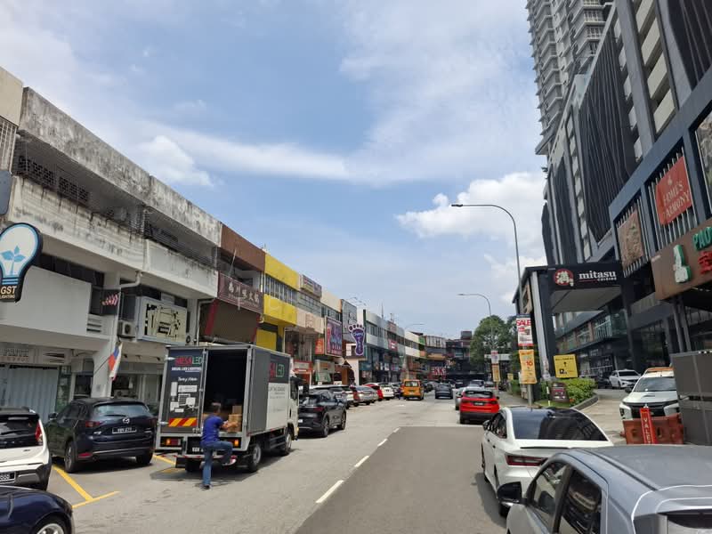 Shop for Rent in Bandar Baru Sri Petaling (Sri Petaling) - FC Wong - Exterior - PropertyGuru.com.my