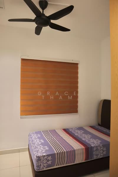 Condominium for Rent at Paraiso Residence @ The Earth - Grace Tham - Bedroom - PropertyGuru.com.my