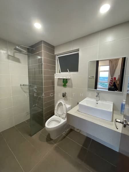 Condominium for Rent at Paraiso Residence @ The Earth - Grace Tham - Bathroom - PropertyGuru.com.my
