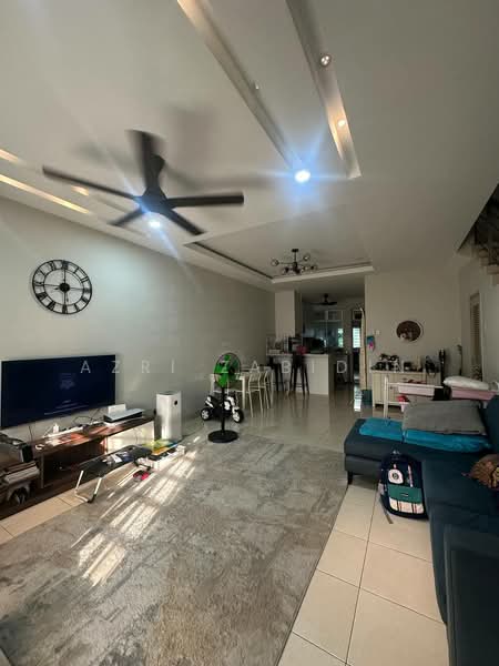 Rumah Teres untuk Disewa di Bandar Puteri Klang (Klang) - Azri Zabidin - Living Room - PropertyGuru.com.my