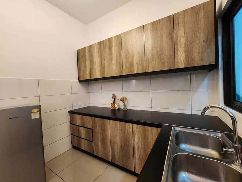 Condominium for Rent at Parkhill Residence - Hui Ping - Kitchen - PropertyGuru.com.my