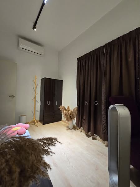 Condominium for Rent at Parkhill Residence - Hui Ping - Junior Medium Room  - PropertyGuru.com.my