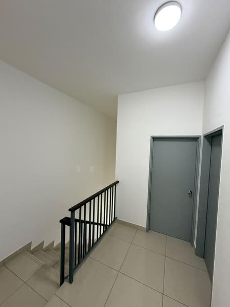 2-storey Terraced House for Sale in Rawang (Selangor) - SK Luk - Corridor - PropertyGuru.com.my