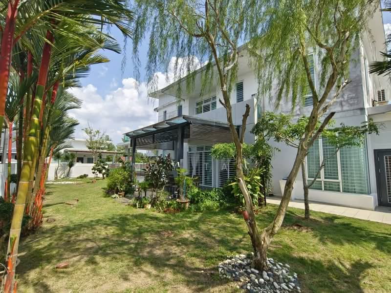 Semi-Detached House for Sale in Bandar Seri Impian (Kluang) - May Tan - PropertyGuru.com.my