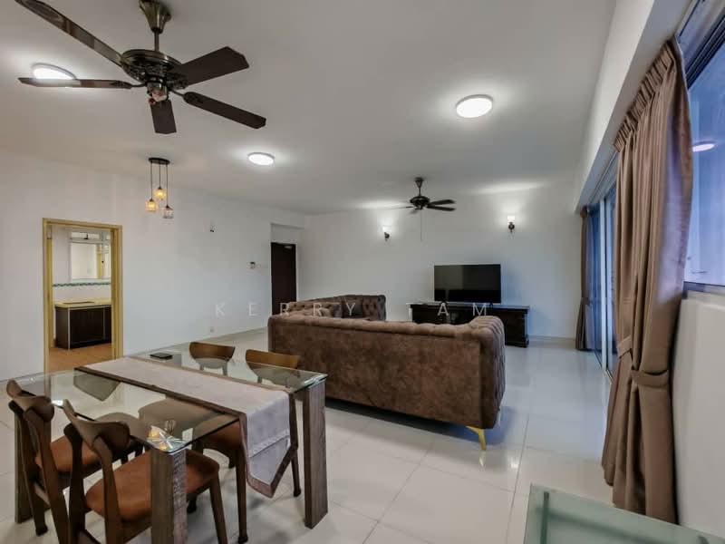 Kondominium untuk Dijual di The Plaza Condominium - Kerry Tam - Living Room - PropertyGuru.com.my