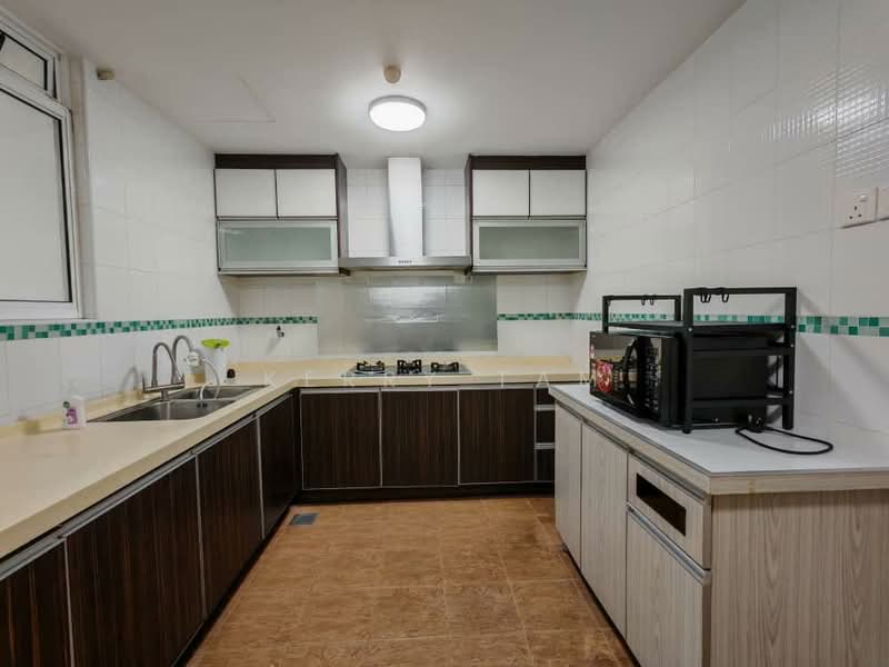 Kondominium untuk Dijual di The Plaza Condominium - Kerry Tam - Kitchen - PropertyGuru.com.my