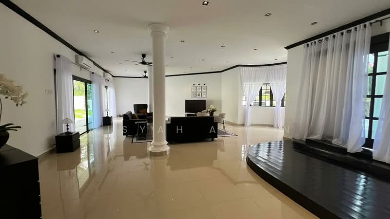 Bungalow for Rent in Titiwangsa (Kuala Lumpur) - Aisyah Aznan - Living Room - PropertyGuru.com.my