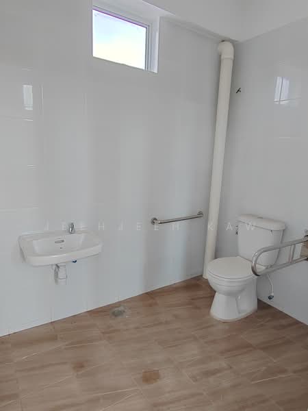 Detached Factory for Rent in Sungai Petani (Kedah) - JeehJeeh Kaw - Bathroom - PropertyGuru.com.my