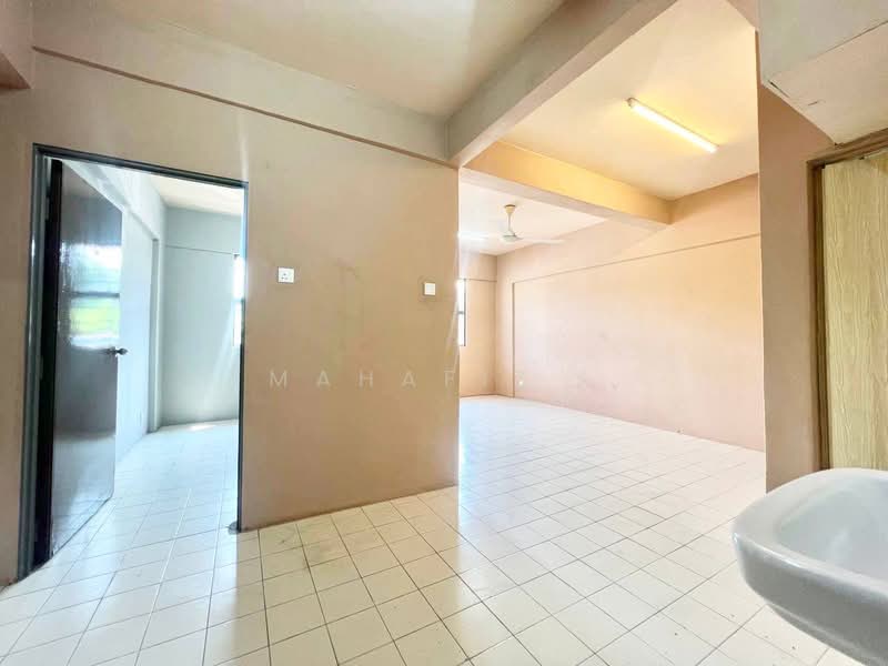 Flat for Sale at Pangsapuri Prima Cempaka - Mahafiz . - PropertyGuru.com.my