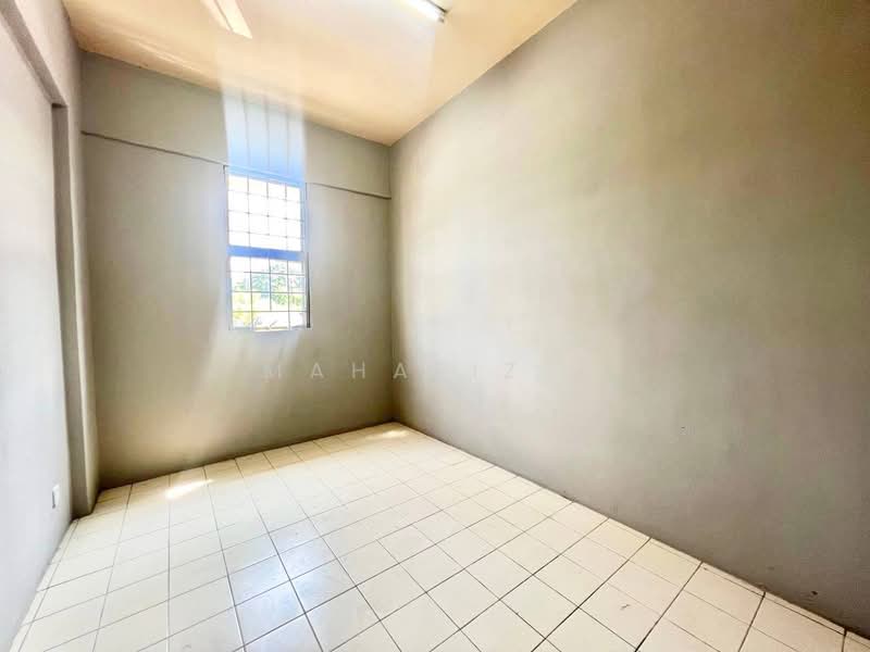 Flat for Sale at Pangsapuri Prima Cempaka - Mahafiz . - PropertyGuru.com.my