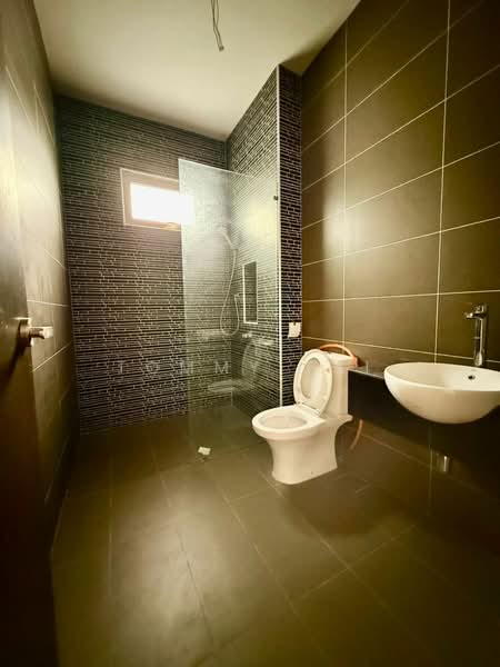Semi-Detached House for Sale in Eco Spring (Johor Bahru) - Tommy Tai - Bathroom - PropertyGuru.com.my