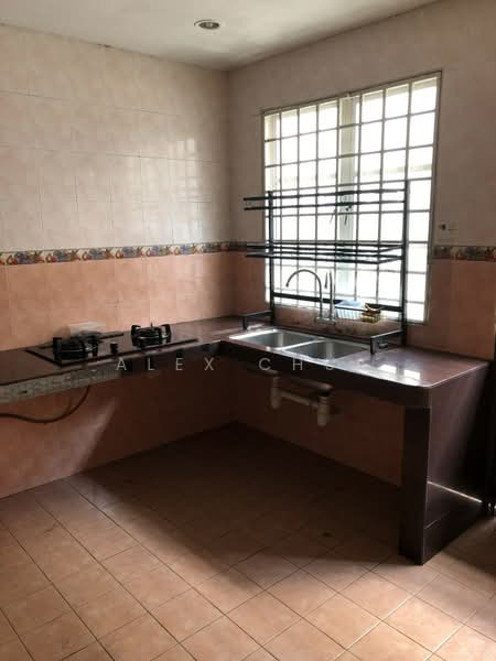 2-storey Terraced House for Rent in Kota Kemuning (Shah Alam) - Alex Chua - Kitchen - PropertyGuru.com.my