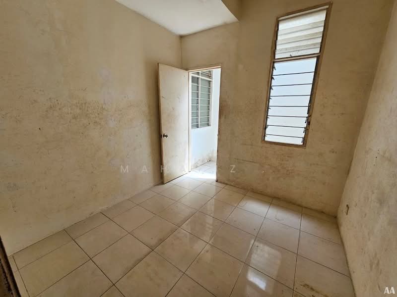 1-storey Terraced House for Sale in Bandar Saujana Putra (Tanjong Duabelas) - Mahafiz . - PropertyGuru.com.my