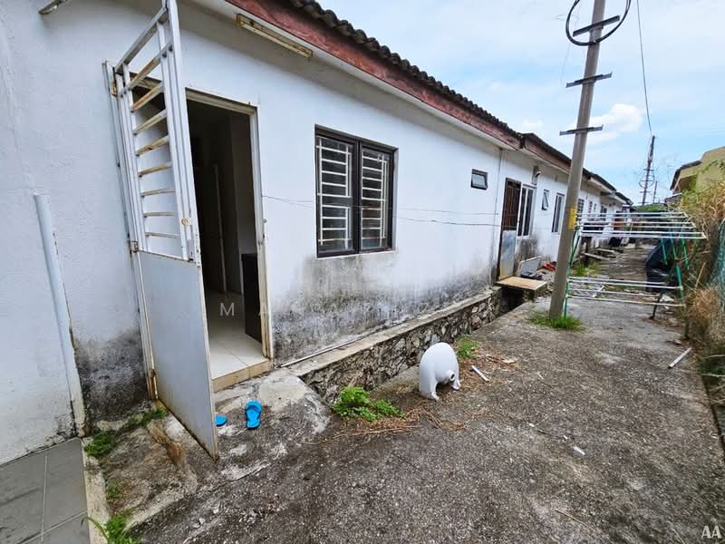 1-storey Terraced House for Sale in Bandar Saujana Putra (Tanjong Duabelas) - Mahafiz . - PropertyGuru.com.my