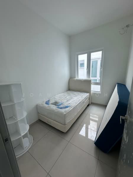 Kondominium untuk Disewa di Iris Residence - JOANNE NEOH MIN ER - Bedroom - PropertyGuru.com.my