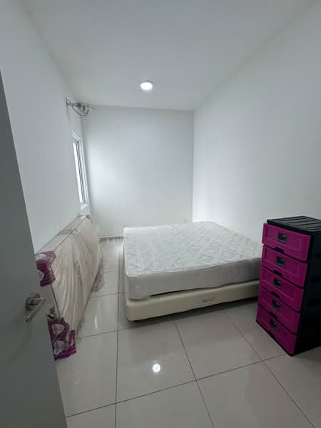 Kondominium untuk Disewa di Iris Residence - JOANNE NEOH MIN ER - Bedroom - PropertyGuru.com.my