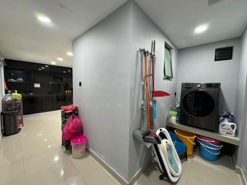Rumah Teres untuk Dijual di Johor Bahru (Johor) - Helen Tan - Kitchen - PropertyGuru.com.my