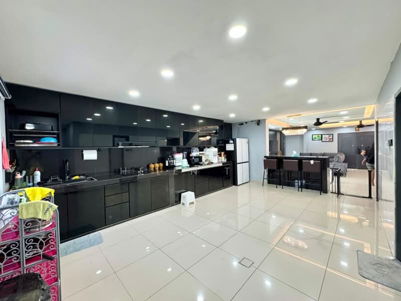 Rumah Teres untuk Dijual di Johor Bahru (Johor) - Helen Tan - Kitchen - PropertyGuru.com.my