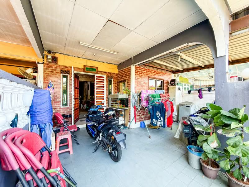 Rumah Teres 1 Tingkat untuk Dijual di Taman Bukit Jati (Klang) - Amzar Faiz - PropertyGuru.com.my